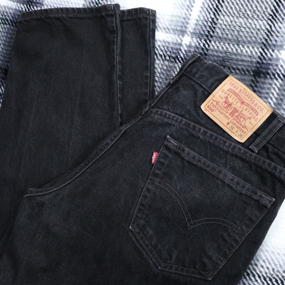 VTG 2000 Levis 550 Relaxed Fit Black Jeans Mens 36x36 Vintage Denim Tapered Leg